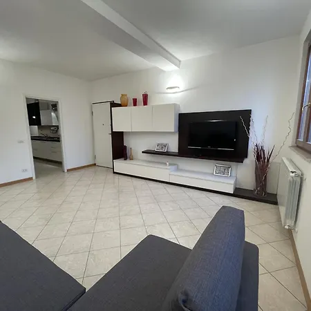 Spazioso - Snodo Urbano Apartamento Siena