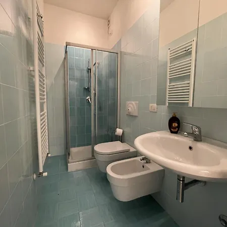 Spazioso - Snodo Urbano Apartament *