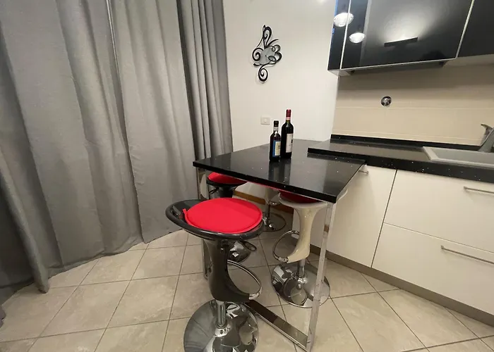 Apartamento Spazioso - Snodo Urbano *